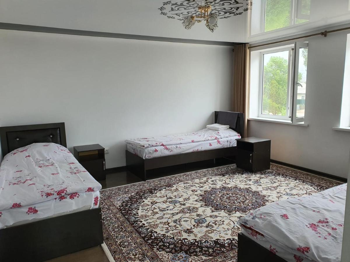 Malika Guest House Kochkor Eksteriør bilde